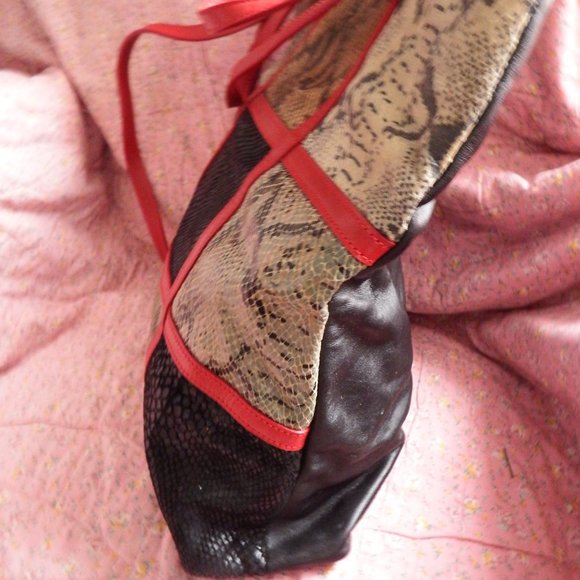 Vintage Accents by Sharif Leather Bag or Tote - Picture 3 of 6